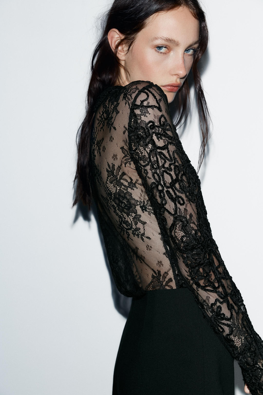 LONG SLEEVE LACE TOP - Zara фото 3