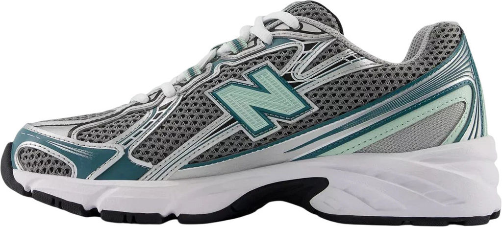 Кроссовки взрослые