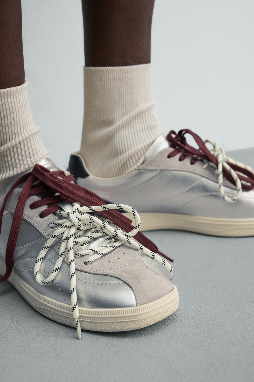 ZAPATILLA METALIZADA ESTILO RETRO / Plata - Zara фото 3