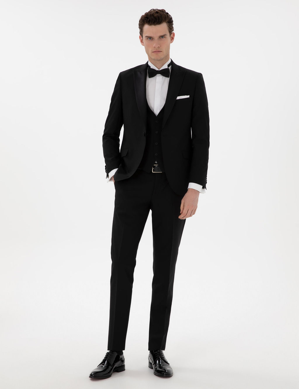 Смокинг Pierre Cardin Ex Slim Fit с жилетом черный