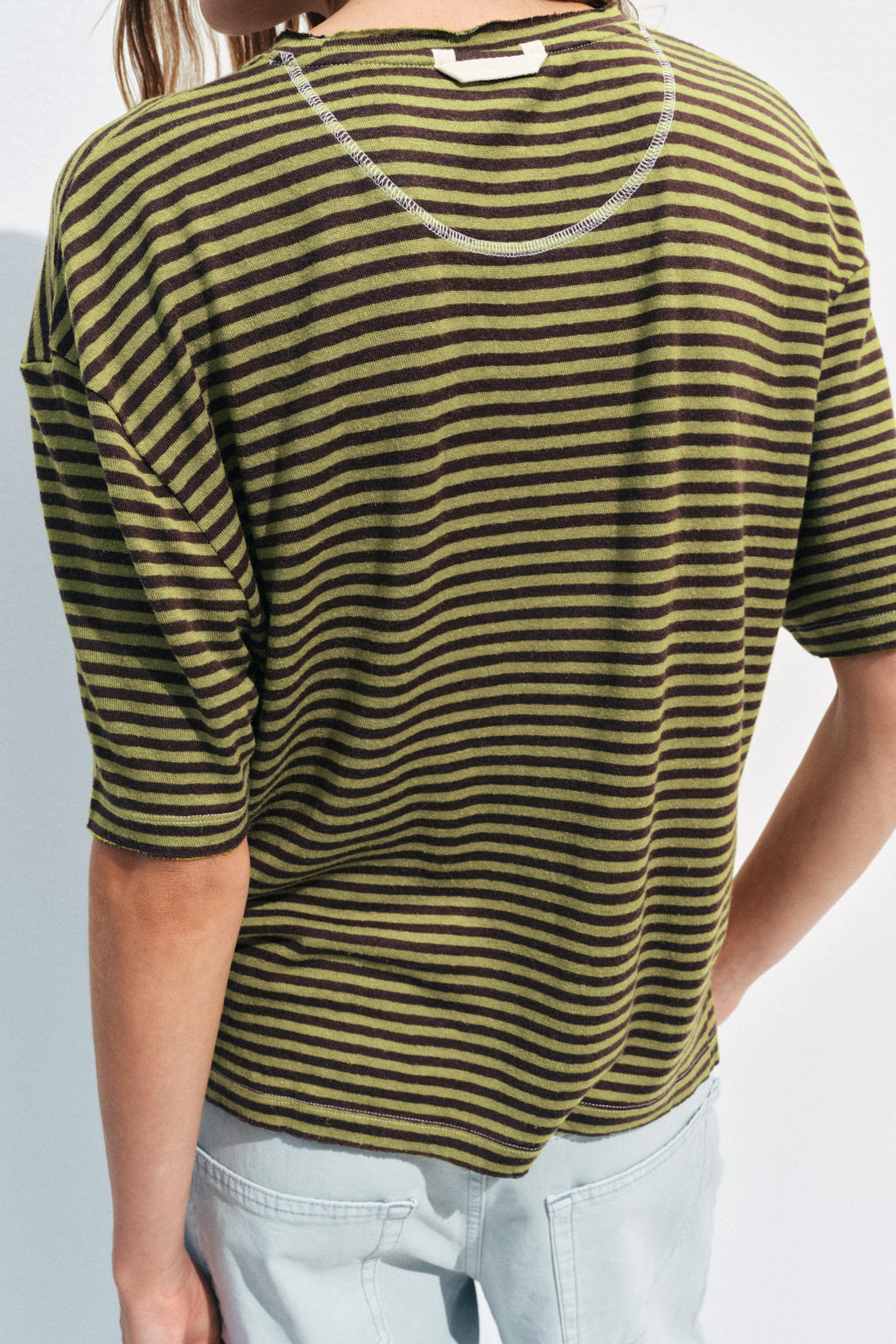 CAMISETA RAYAS R?STICA / Marr?n / Verde