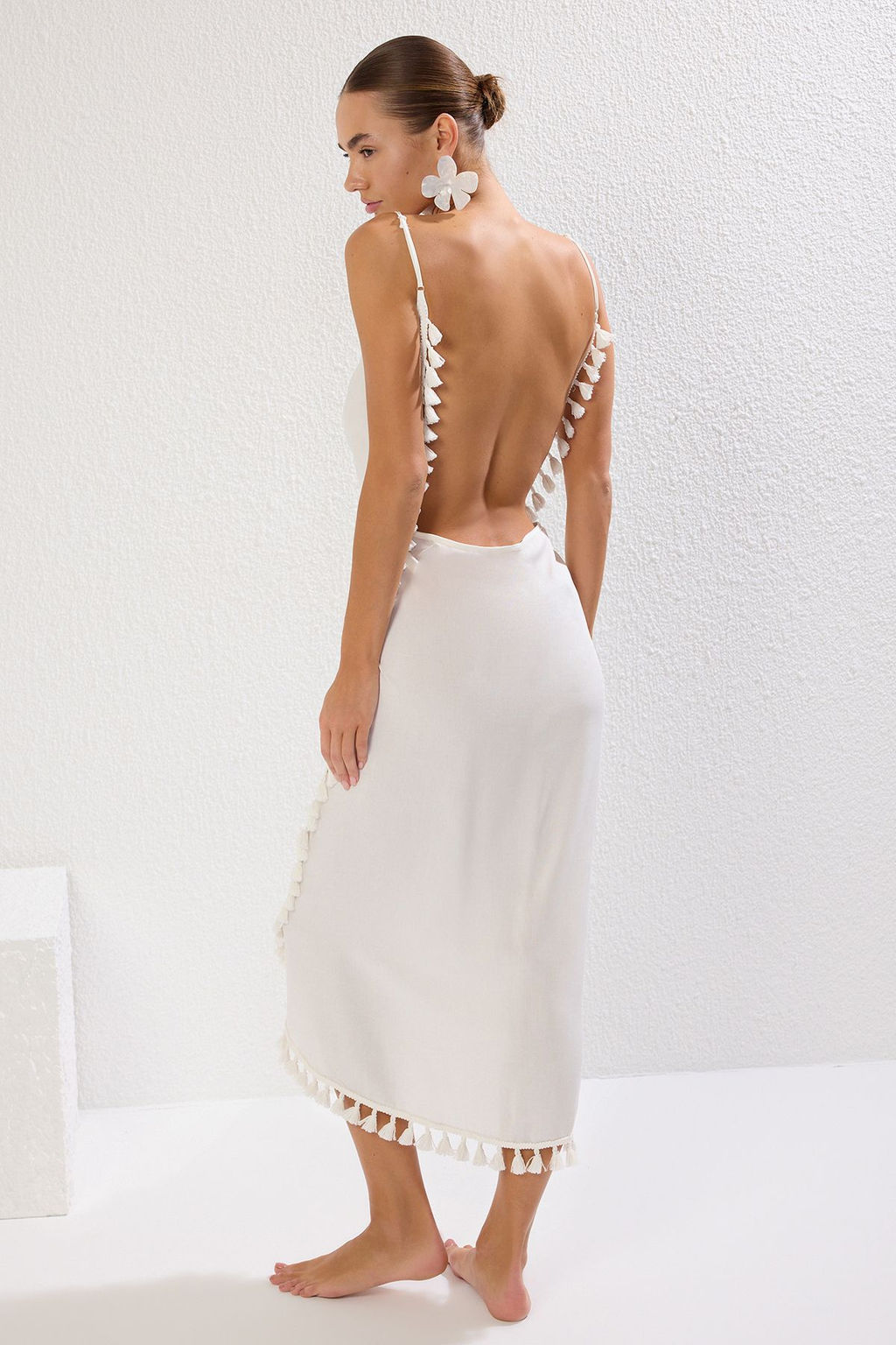 Siyah Dokuma Puskul Plaj Midi Elbise TBESS25EL00068 - Trendyolmilla фото 10