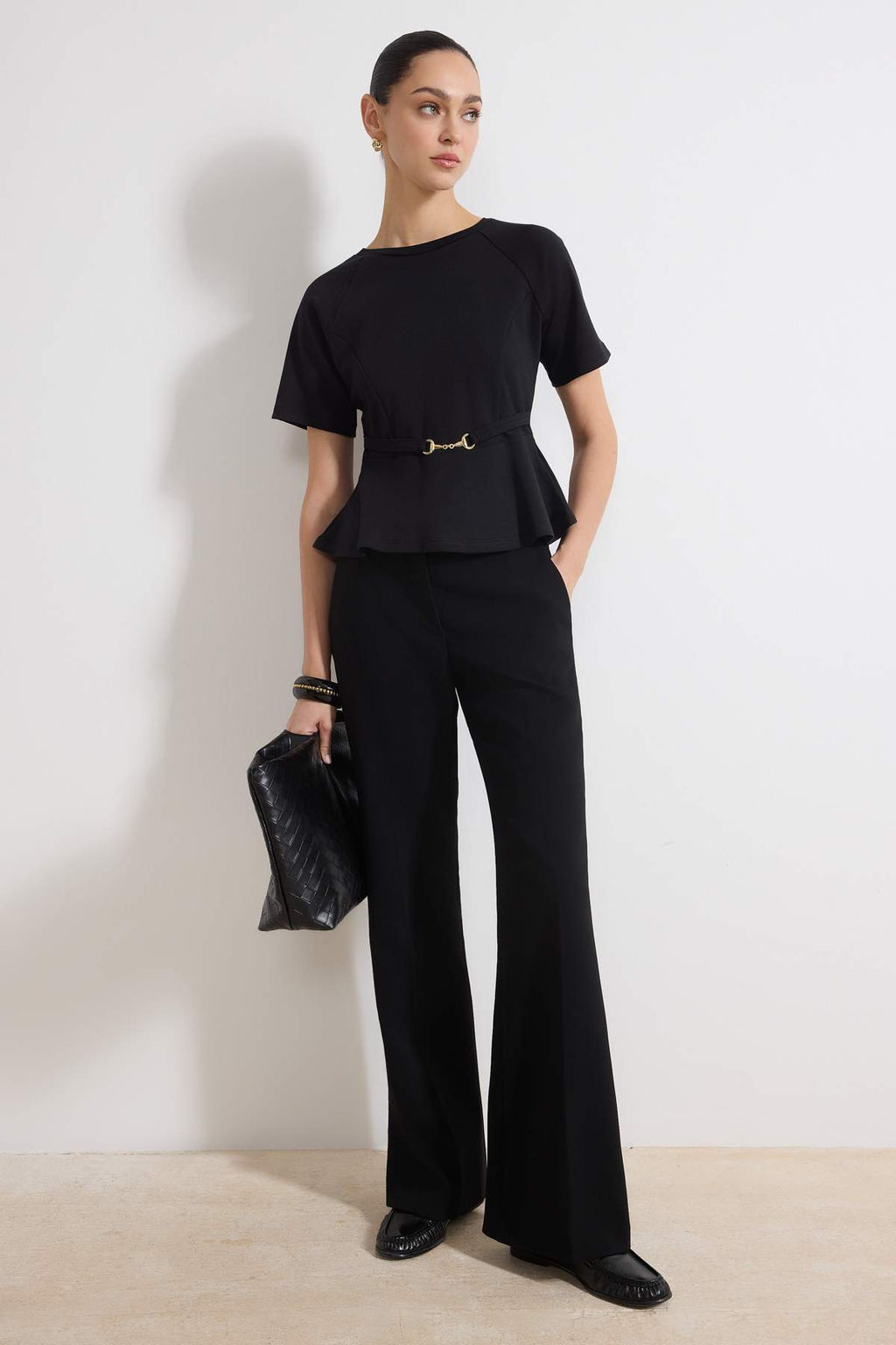 Sar? Peplum Reglan Kol K?sa Kollu Aksesuar Detayl? Interlok Orme Bluz TWOSS26BZ00242 - Trendyolmilla фото 6