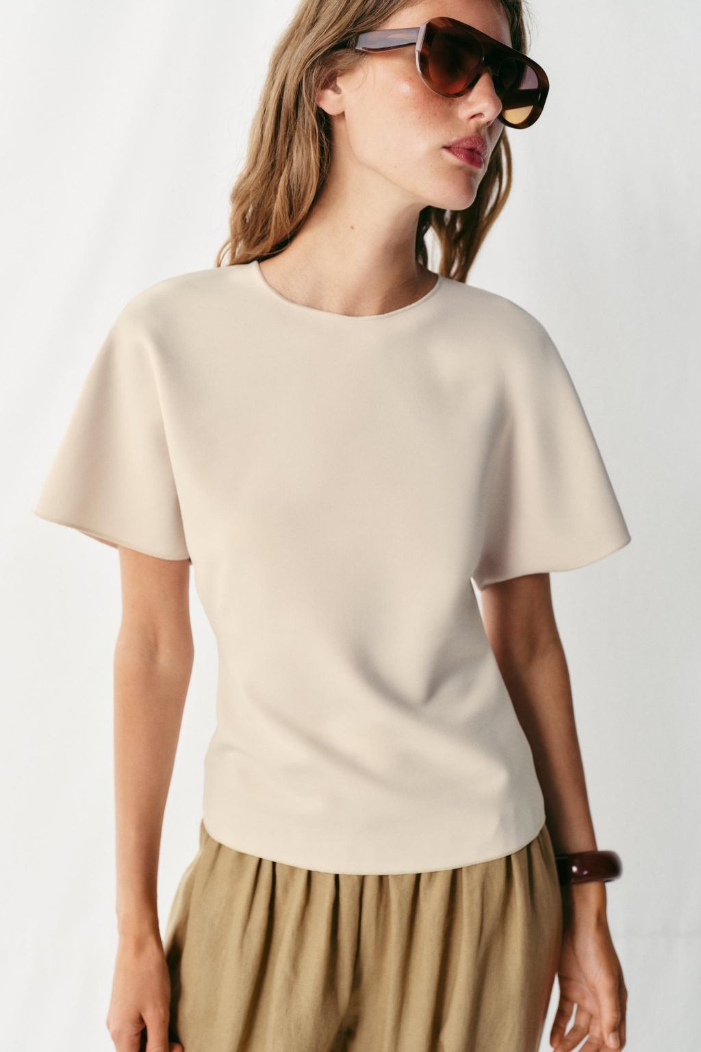 TOP CUT OUT MANGA CORTA / Crudo - Zara фото 2