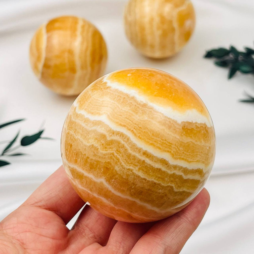 Шар из Кальцита