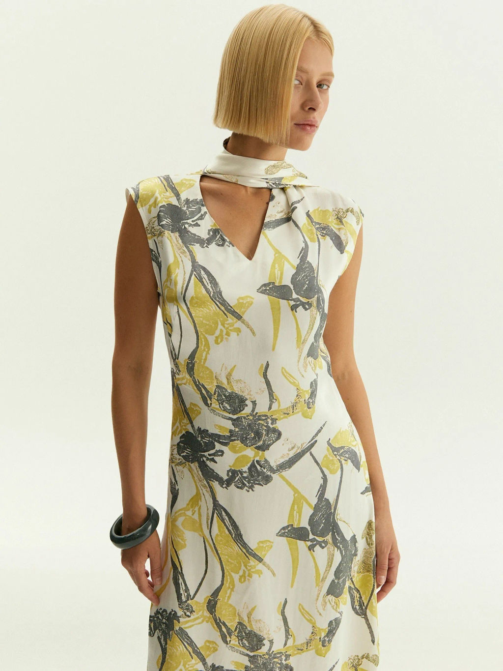 Платье миди из 100% вискозы с цветочным принтом, PL1740/narcis - Emka фото 4