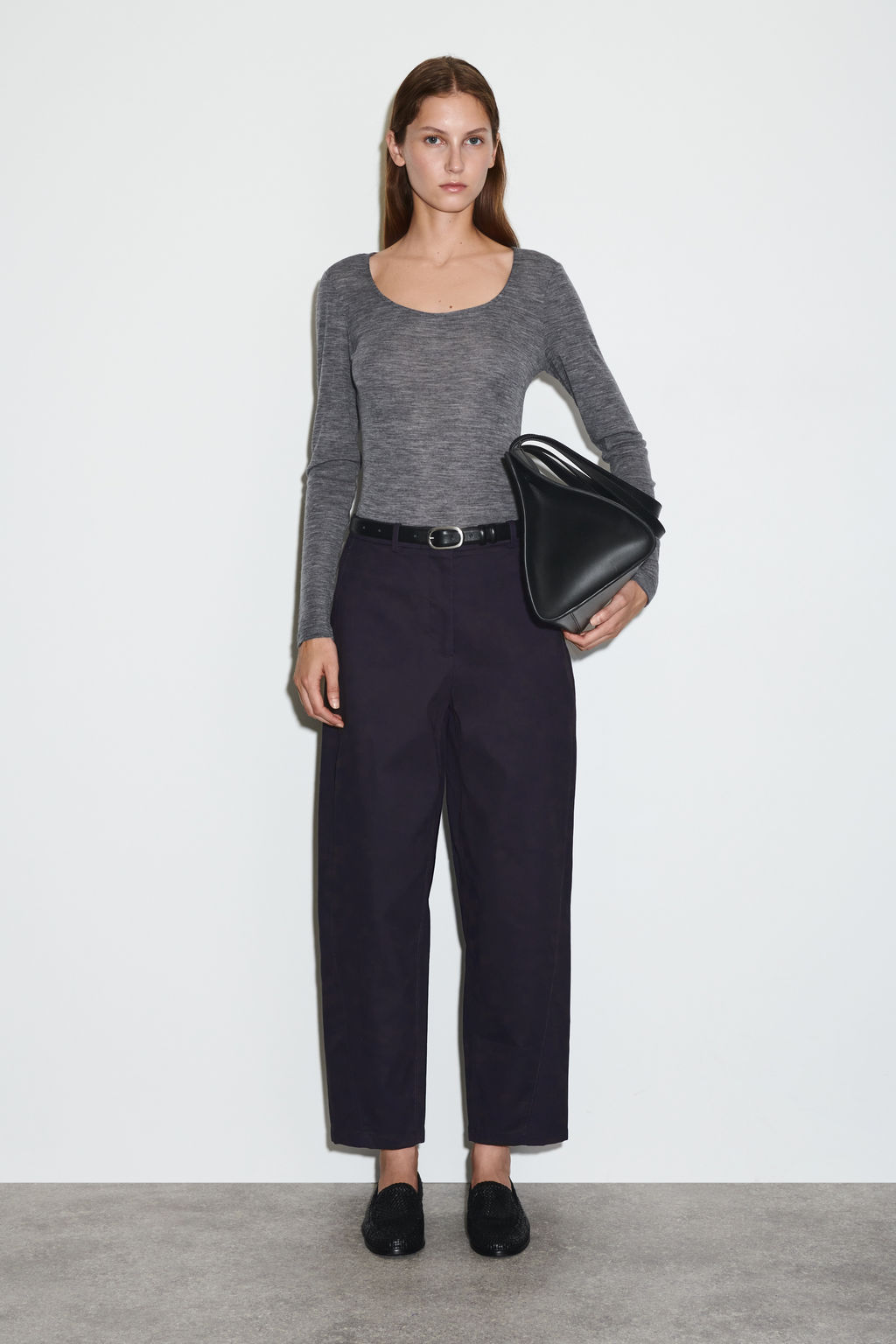 CHINOS DE ALGOD?N BARREL LEG - H&m фото 2