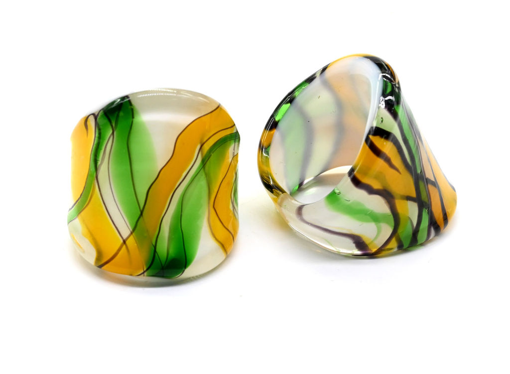 Кольцо из стекла мурано модель 10 цв.жёлто-зелёный Радуга камня