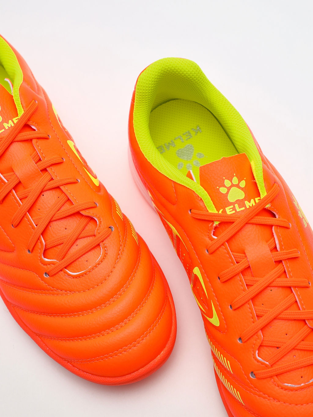 Шиповки KELME Mens Football Shoes (TF) Orange