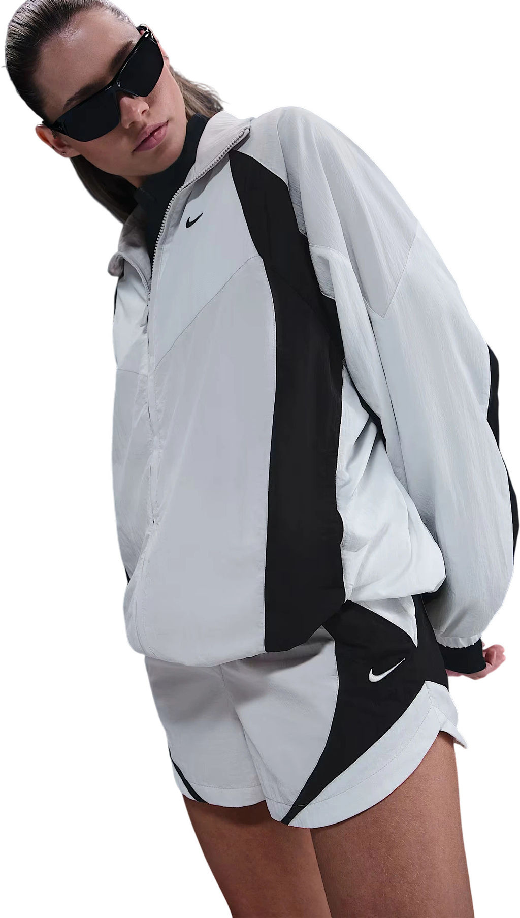 Шорты женские