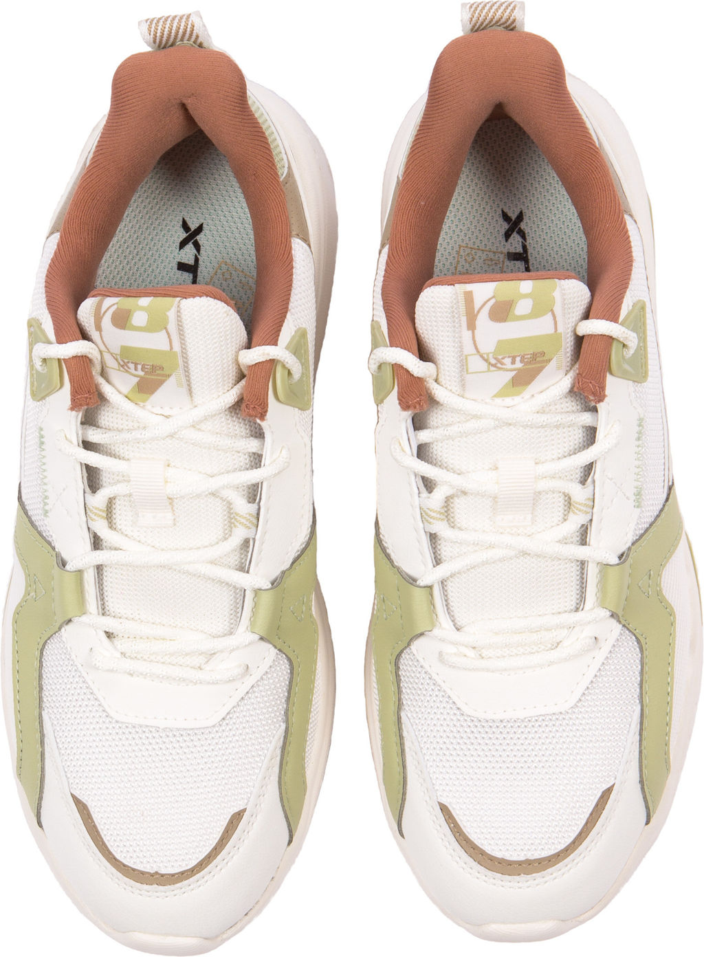 Кроссовки женские