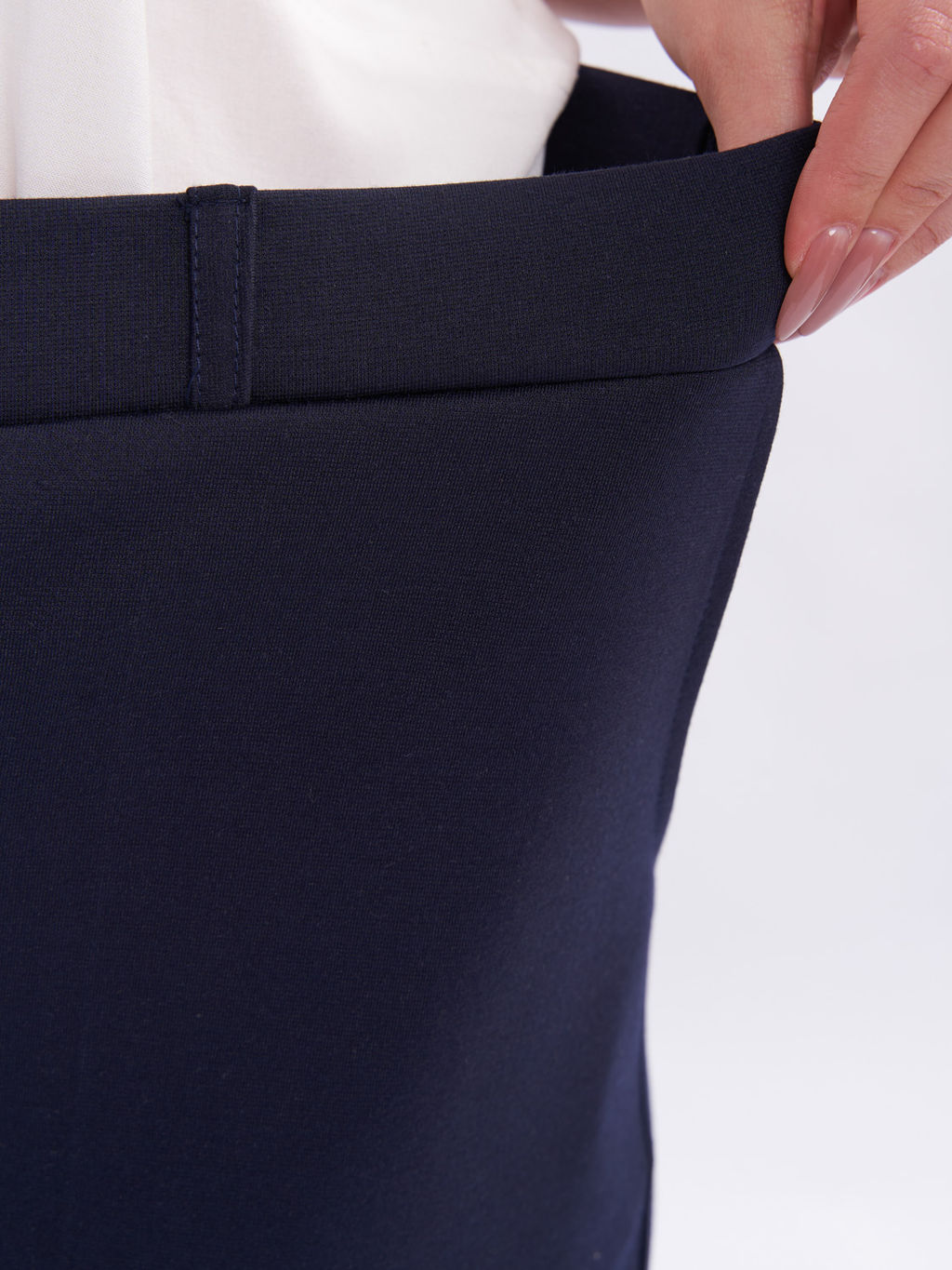 Брюки из плотного трикотажа BB23006DBL05