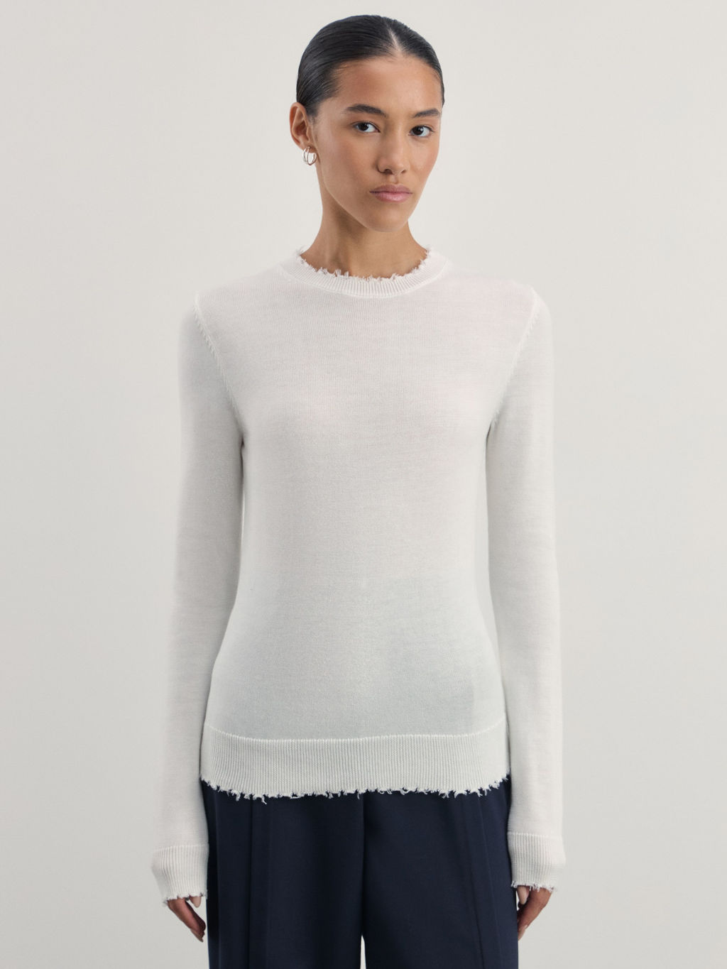 Джемпер с необработанным краем из шерсти / Zarina  фото 3