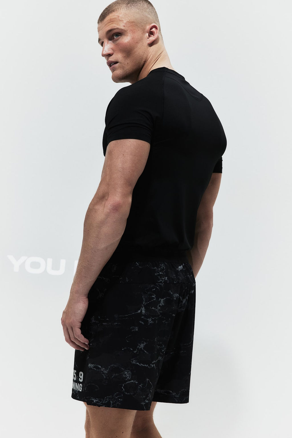 Pantalon corto a media pierna en DryMove - H&m фото 4