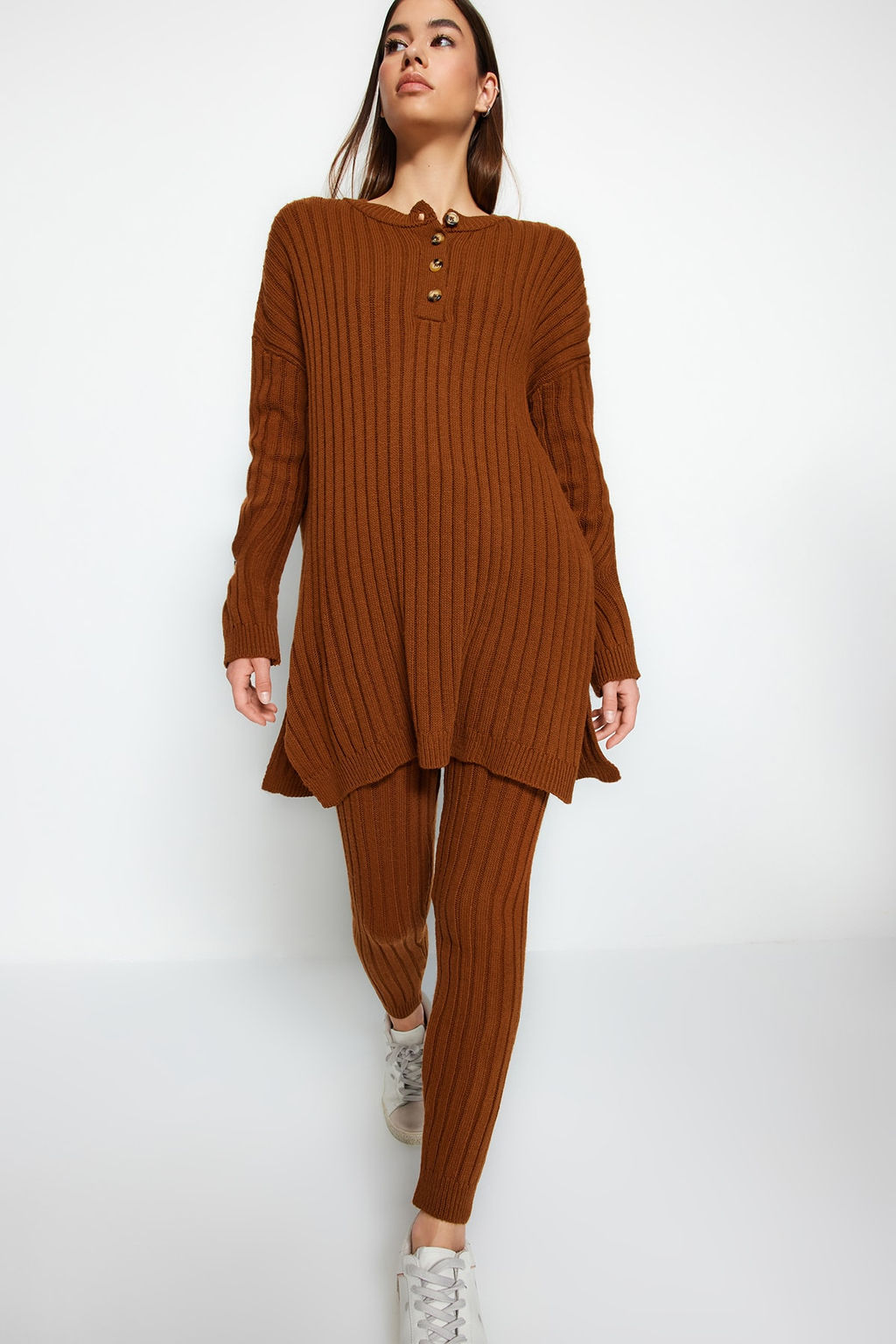 Koyu Kahverengi Genis Kal?p Triko Alt-Ust Tak?m TWOAW22AU0039