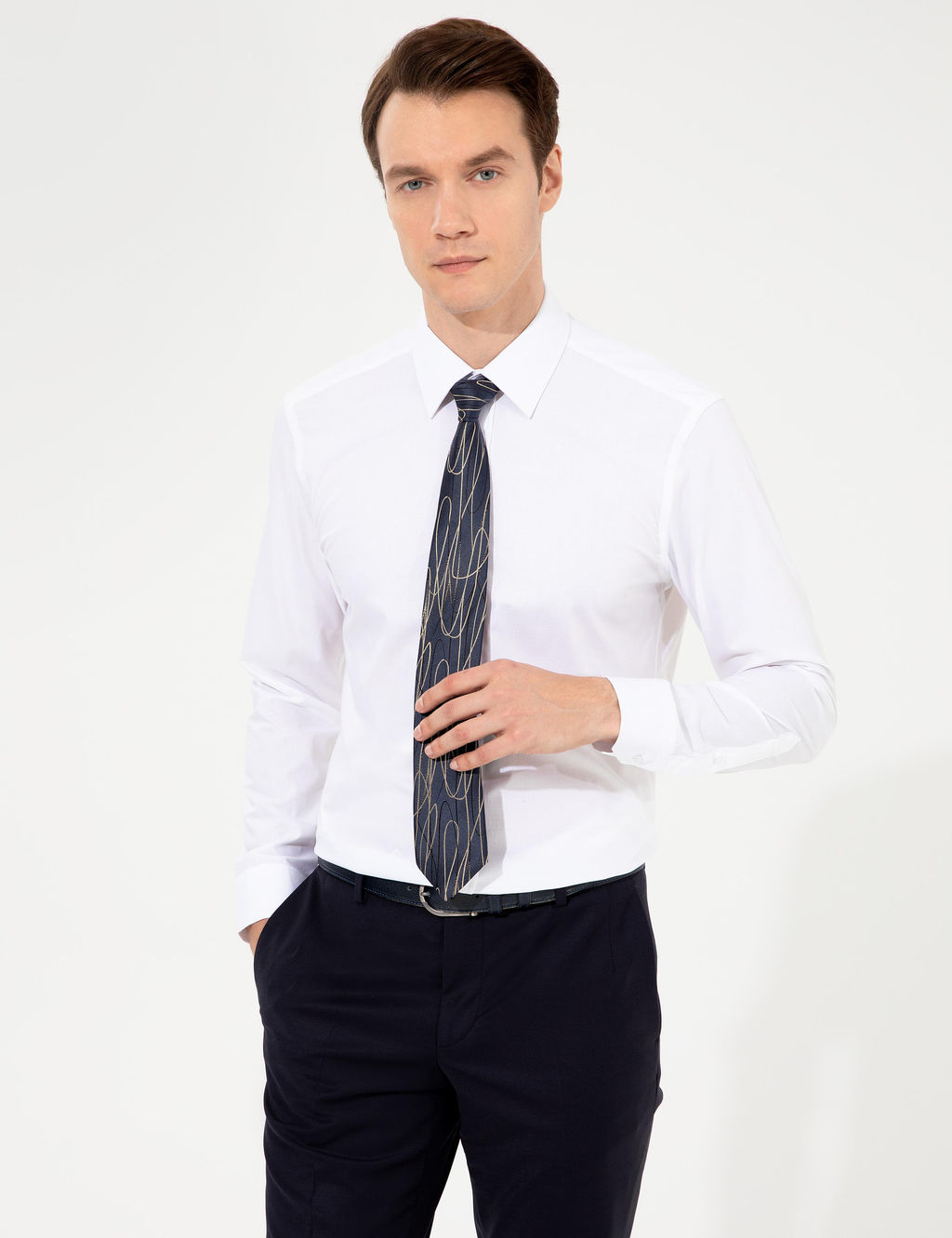 Beyaz Slim Fit Uzun Kollu G_mlek