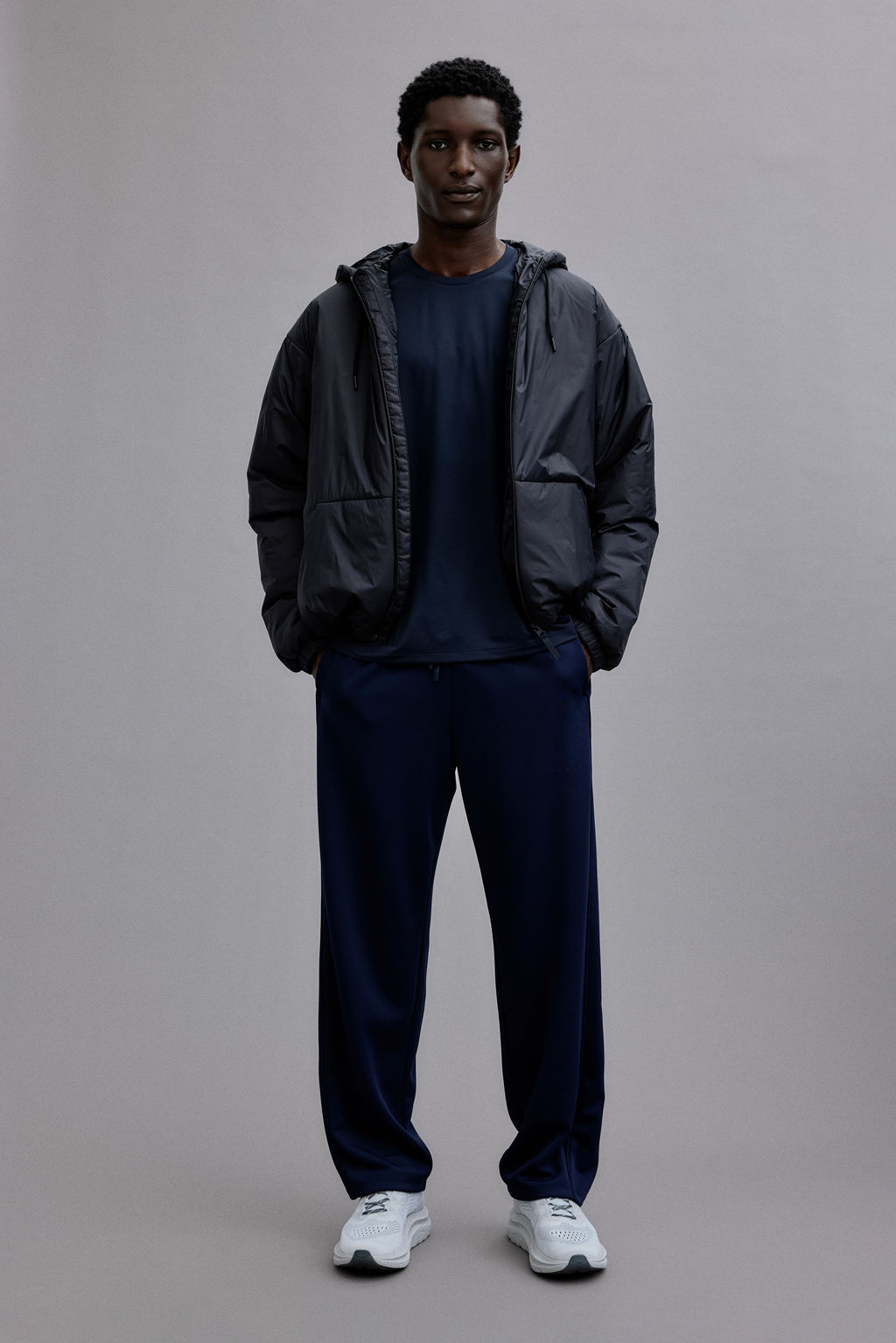 Joggers de deporte con DryMove Relaxed Fit - H&m фото 4