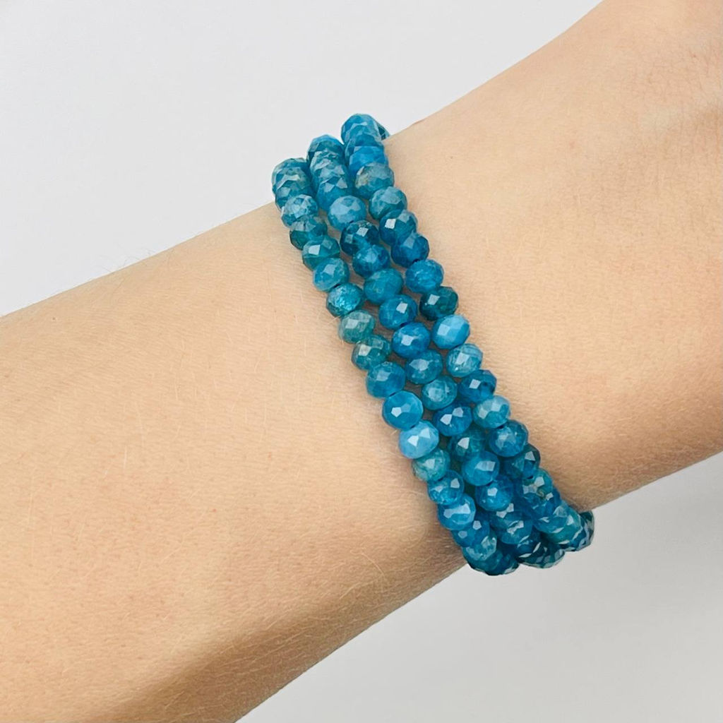 Бусины для украшений из Апатита (125 бусин)