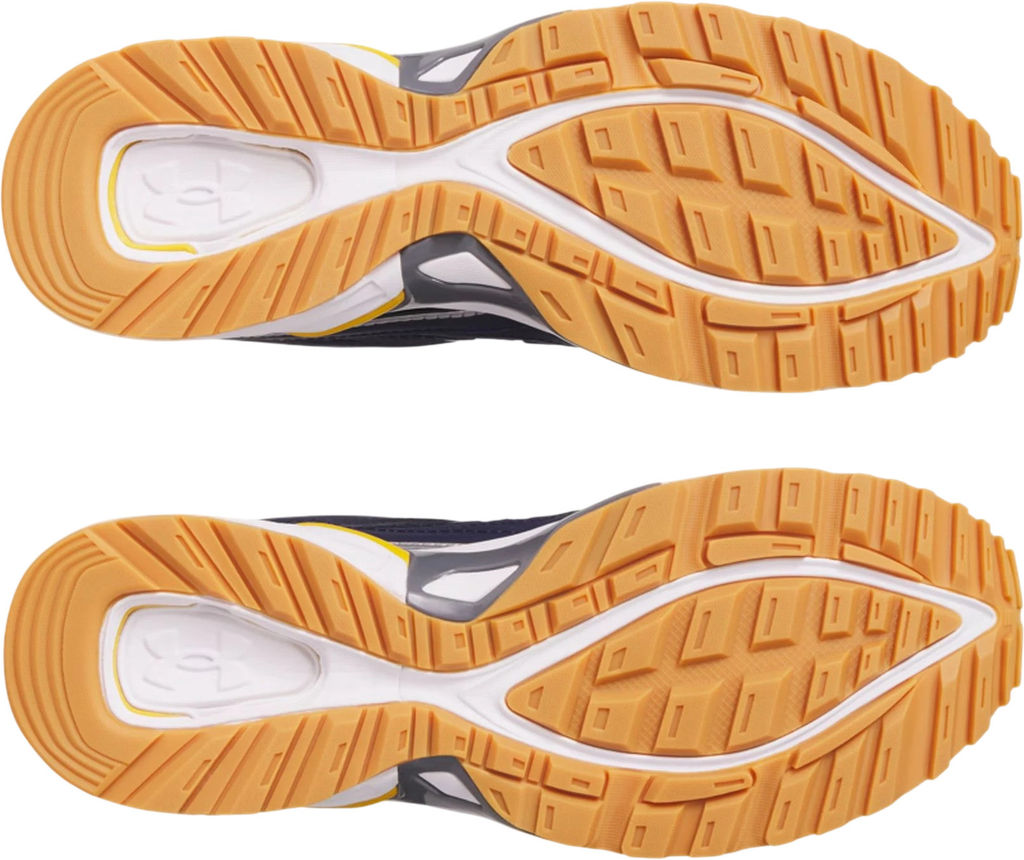 Кроссовки взрослые