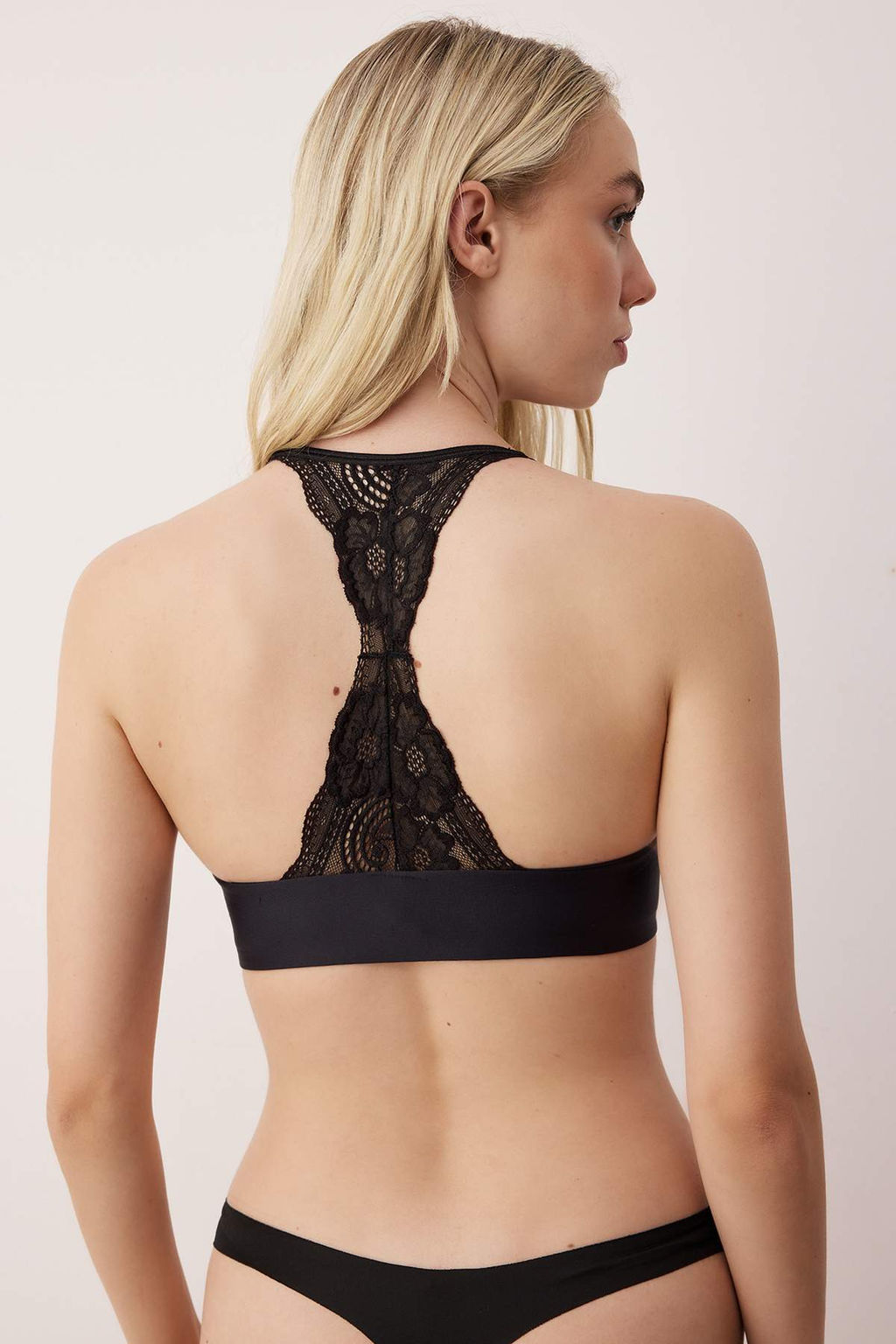 Siyah Tekli Micro Dantel Detayl? Duz Push Up T-Shirt Bra Sutyen THMAW26SU00003 - Trendyolmilla фото 4