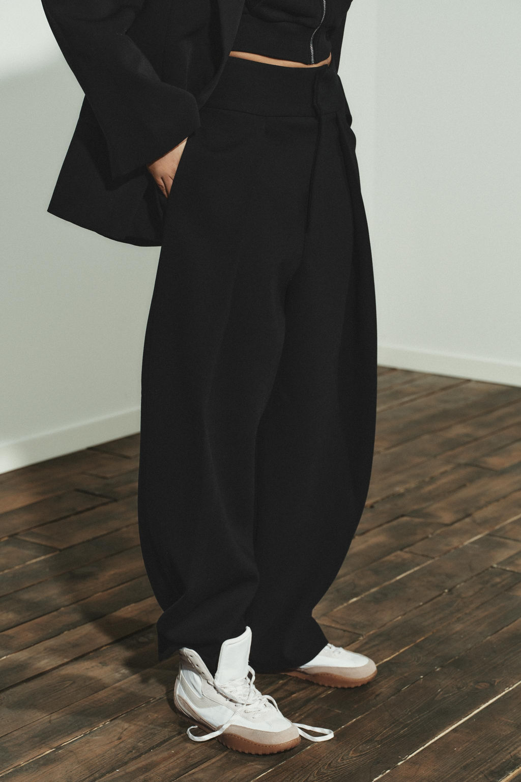 BALLOON TROUSERS WITH PLEATS - Zara фото 6