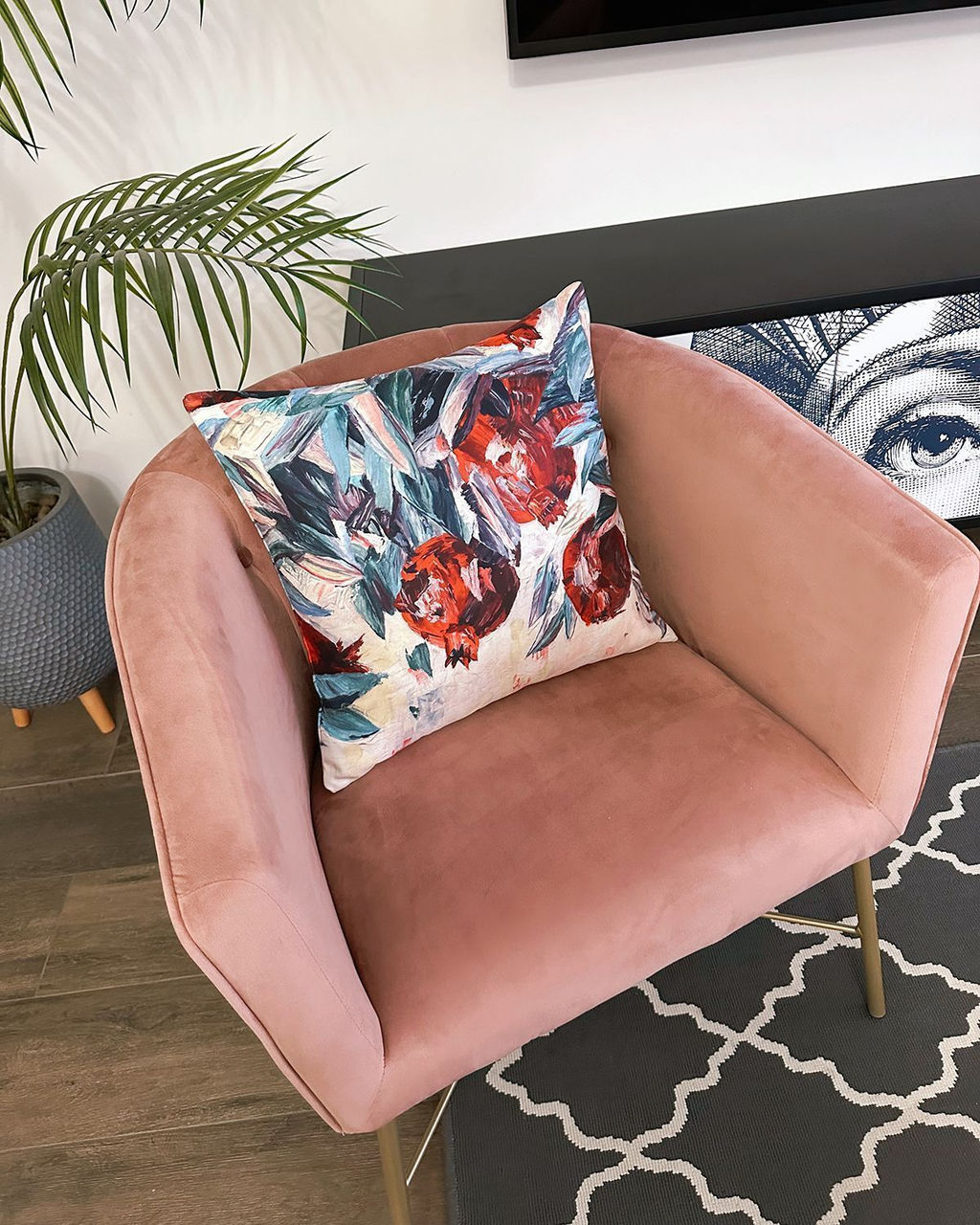 Декоративная наволочка P042