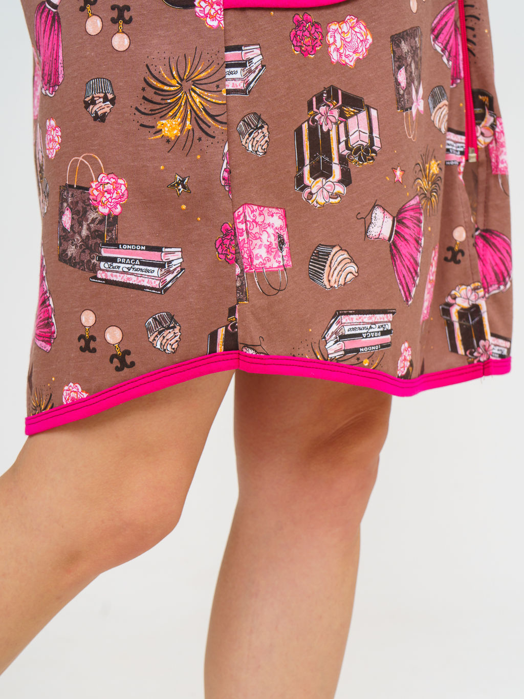 860 Халат "Подарки"