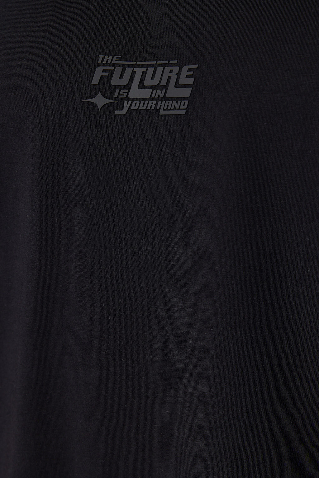 Siyah Oversize/Genis Kesim Kabar?k Yaz? Bask?l? Etiketli T-Shirt/Atlet TMNSS24AL00005