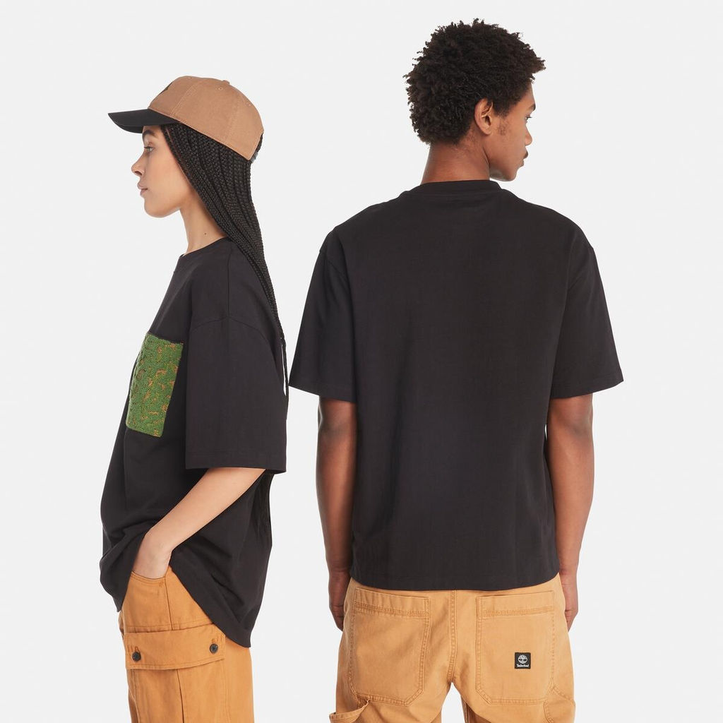 Футболка Timberland T-Shirt Embroidered Pocket Regular черная фото 3