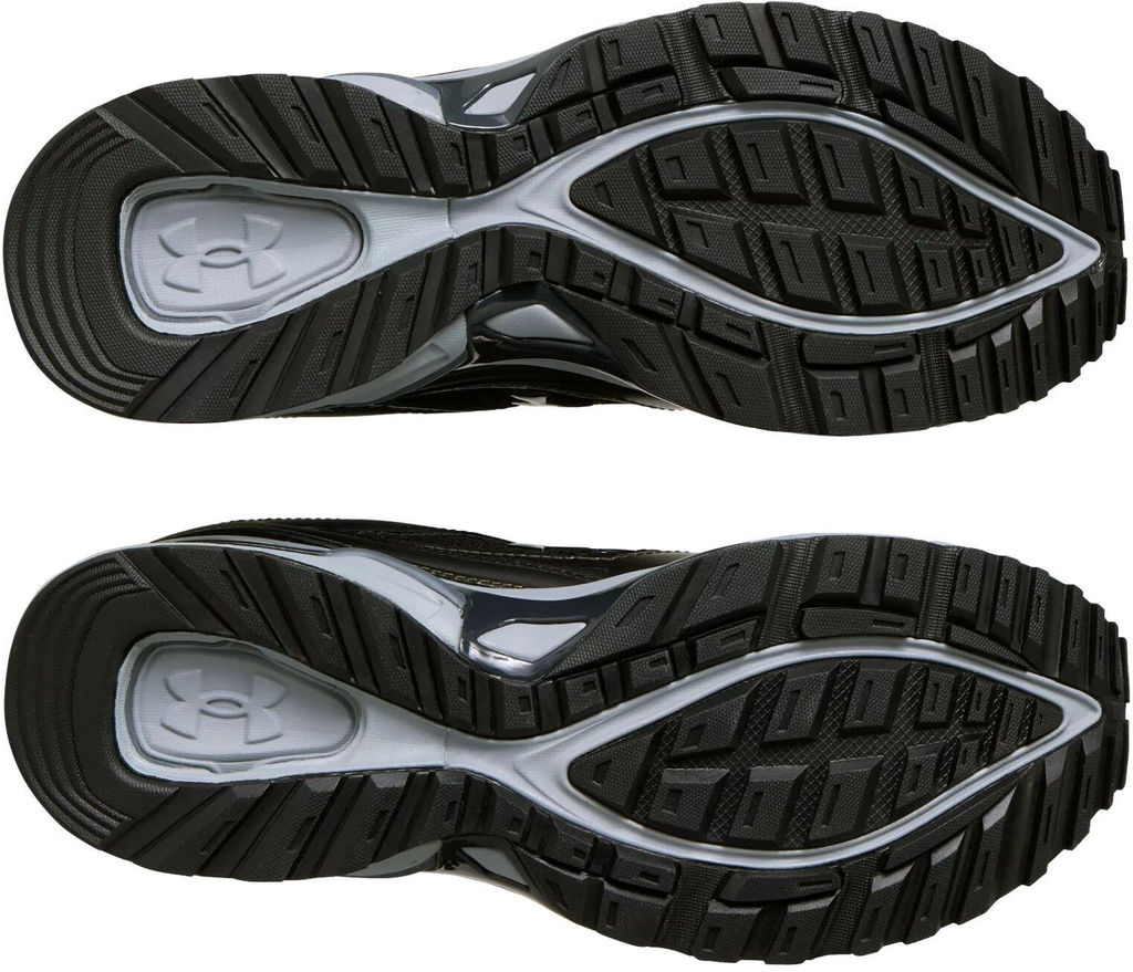 Кроссовки взрослые