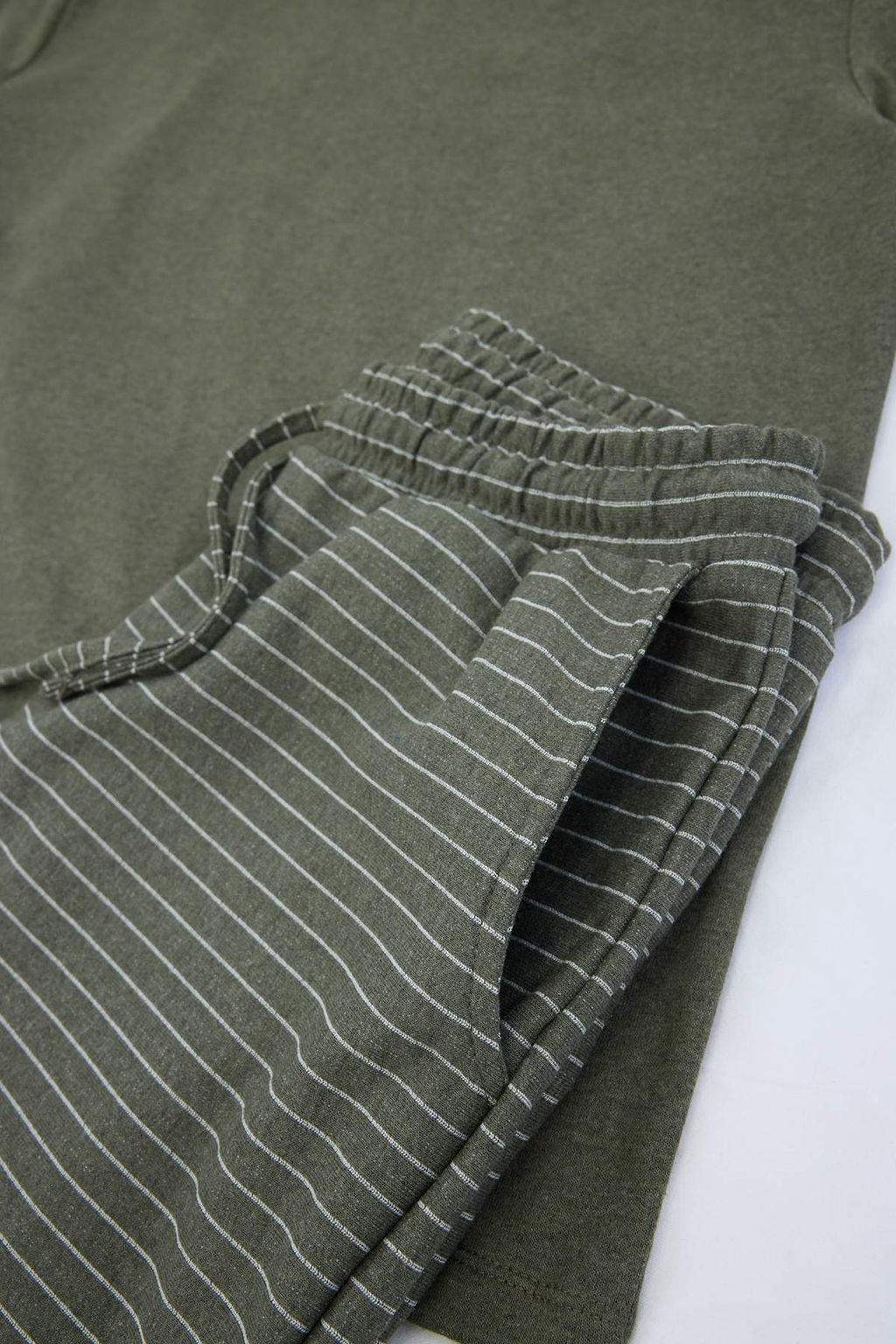 Haki Regular/Normal Kesim Alt Cizgili Orme Pijama Tak?m? TMNSS26PT00036