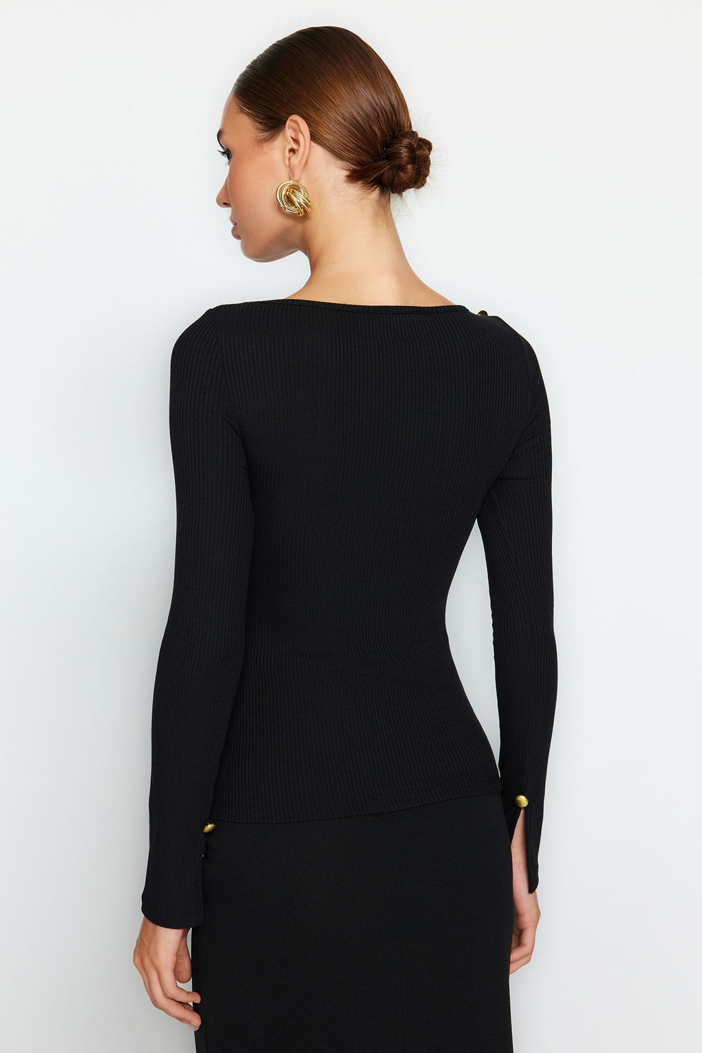 Siyah Kay?k Yaka Fitilli Esnek Regular Fit Uzun Kollu Dugme Detayl? Orme Bluz TWOAW24BZ00052 - Trendyolmilla фото 6