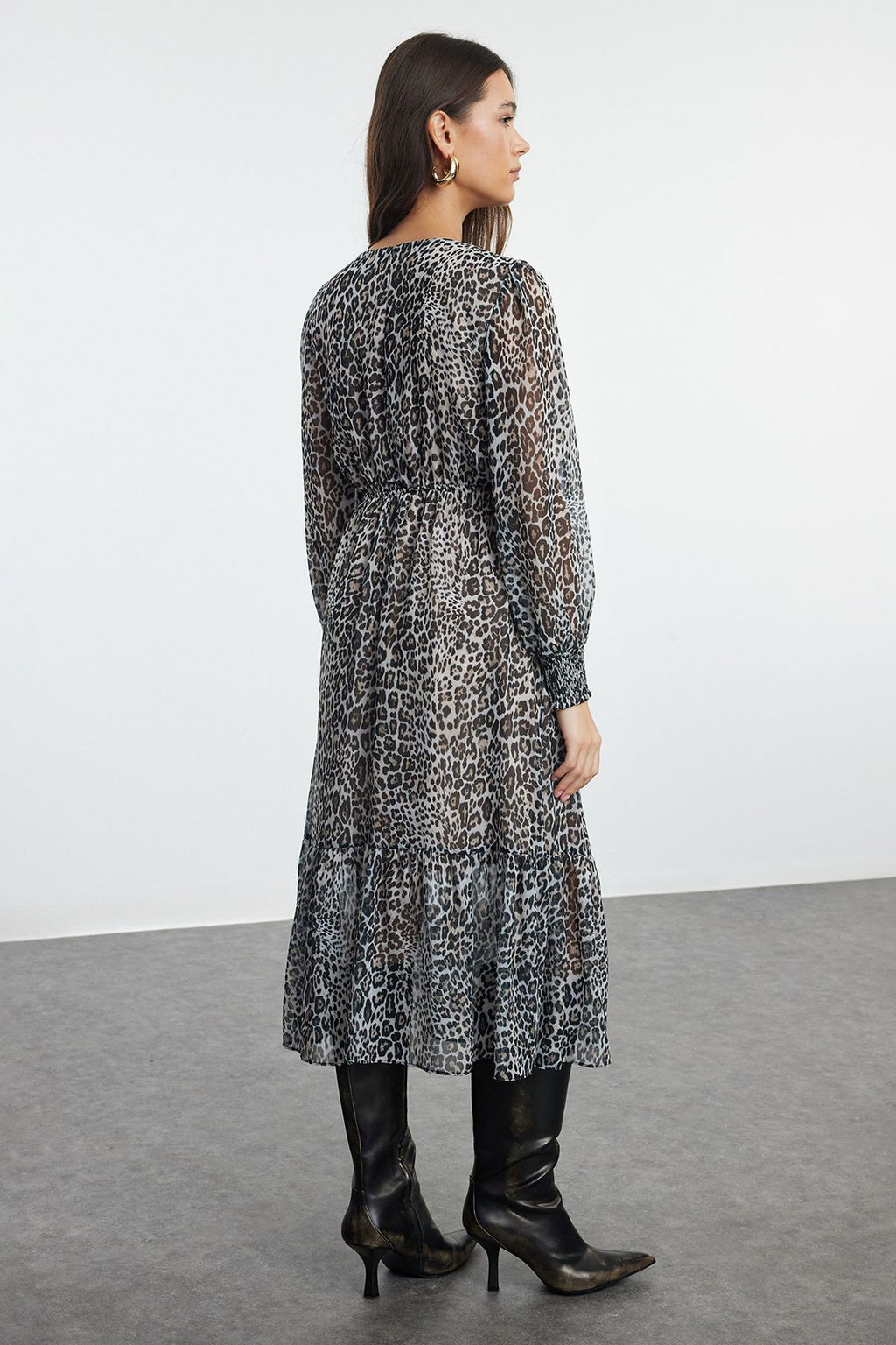 TRENDYOLMILLA Siyah Belden Ac?lan Astarl? Midi Sifon Dokuma Elbise TWOAW24EL00710  фото 16