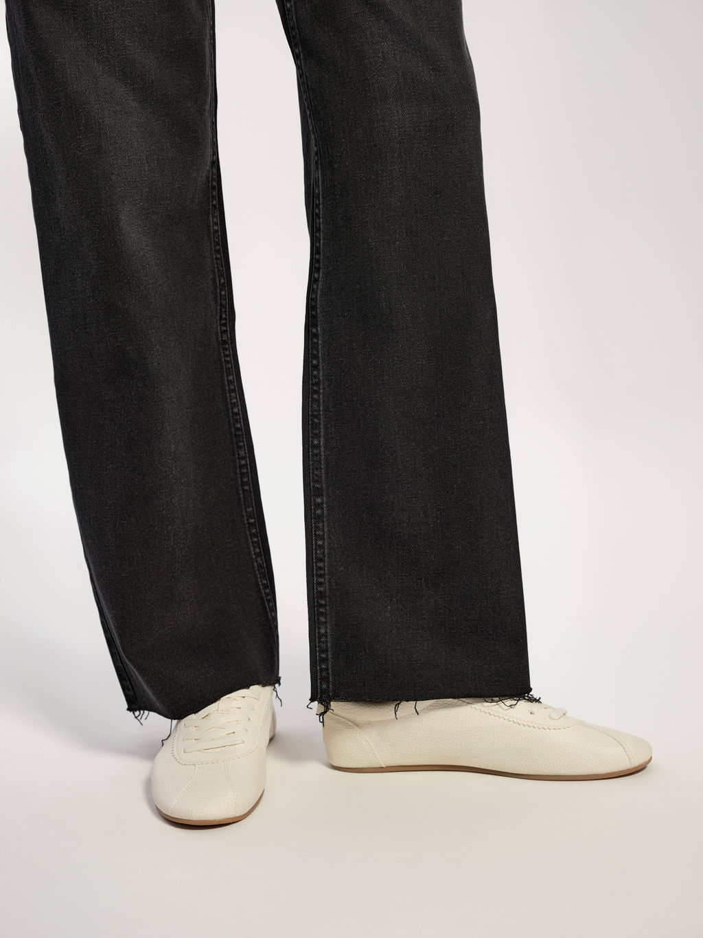 CONTE CON-745 Чёрные джинсы wide leg из eco-friendly денима средней посадки black - Conte elegant фото 7