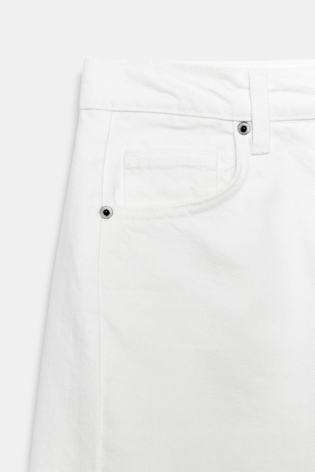 BERMUDA DENIM RELAXED TIRO MEDIO ZW COLLECTION / Blanco - Zara фото 8