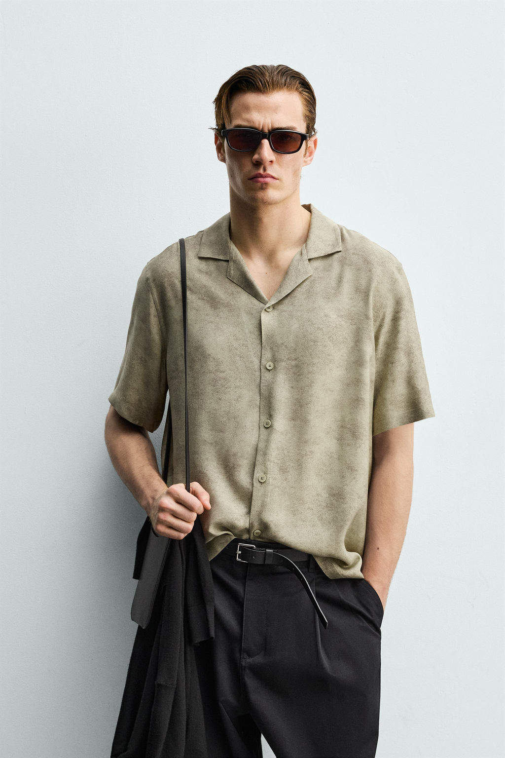 CAMISA SATINADA RELAXED FIT / Beige - Zara фото 2