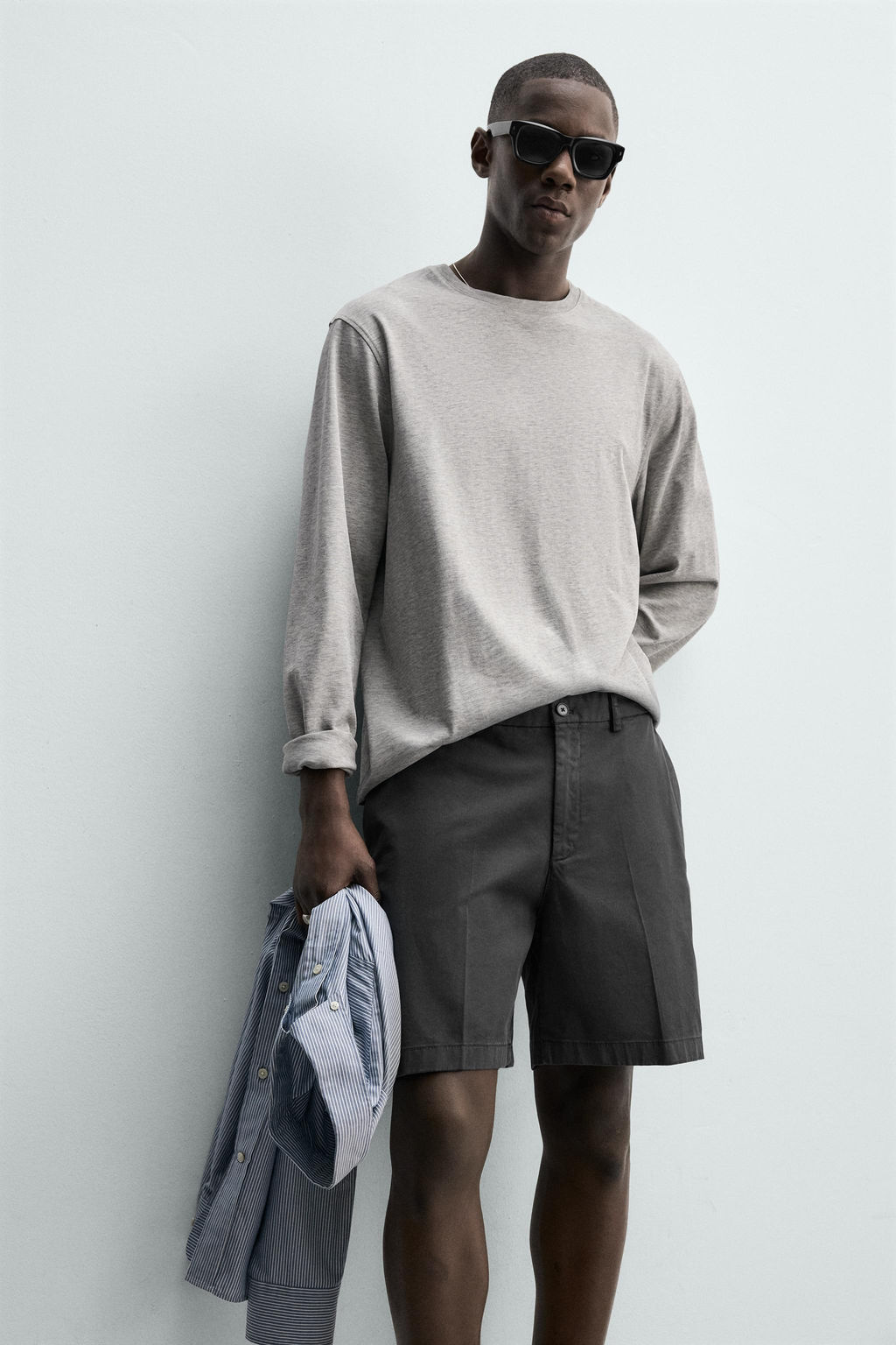 BERMUDA CHINO REGULAR FIT / Marino