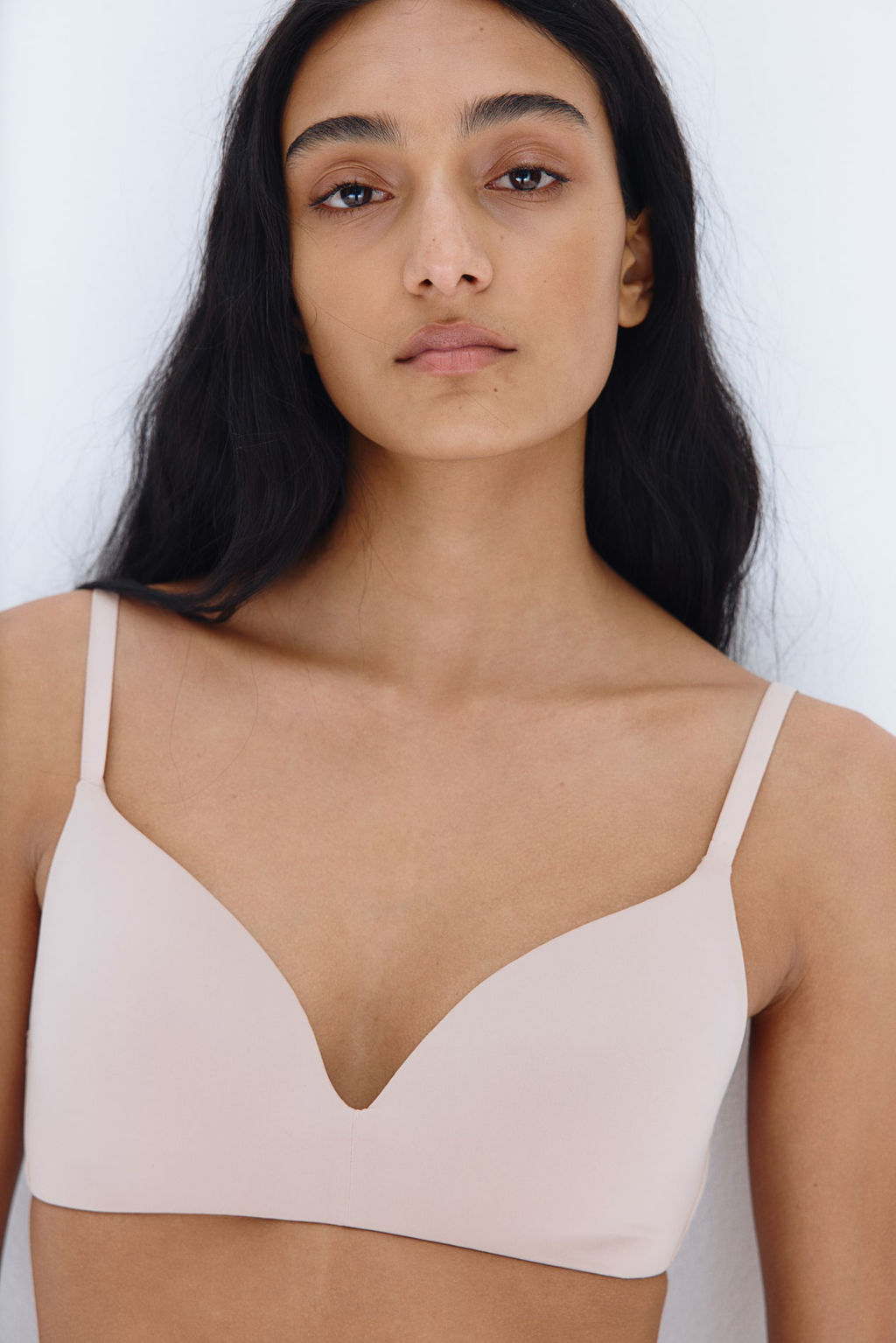 Sujetador de microfibra acolchado sin aros - H&m фото 2