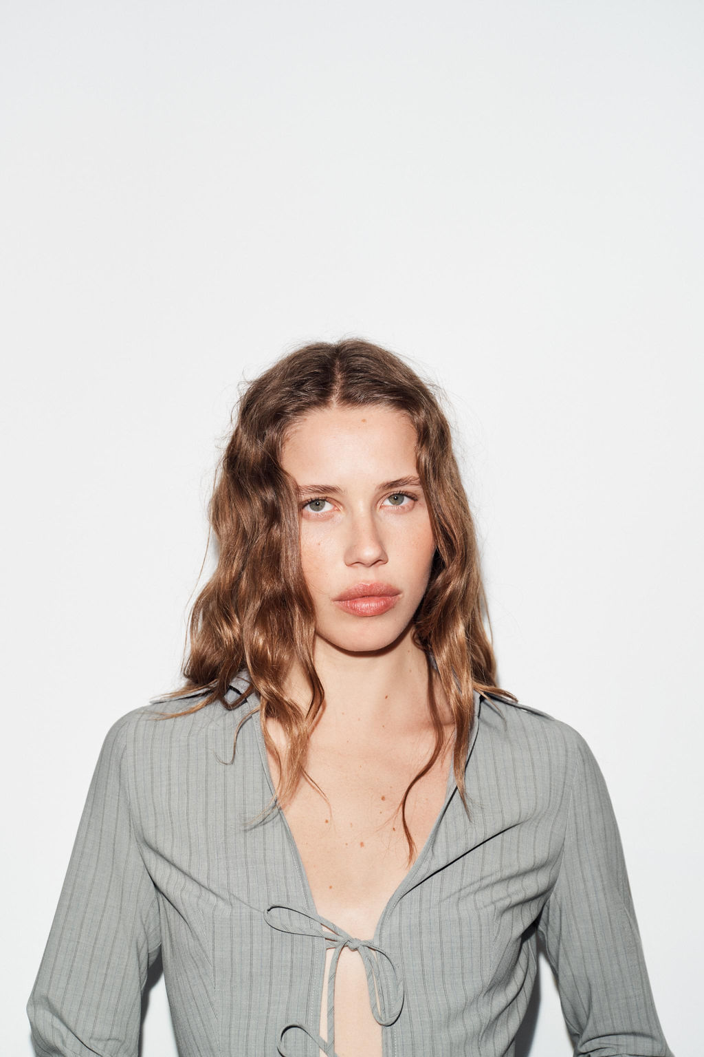 CAMISA RAYAS LAZADAS / Gris vigor? - Zara фото 2