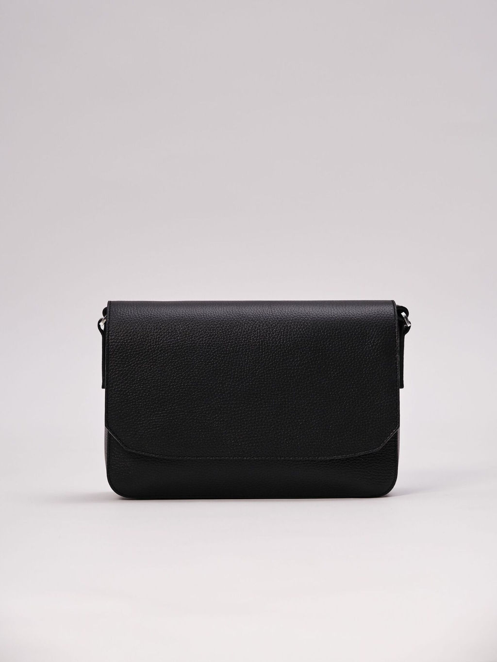 Сумка кожаная Deboro 30512 черная