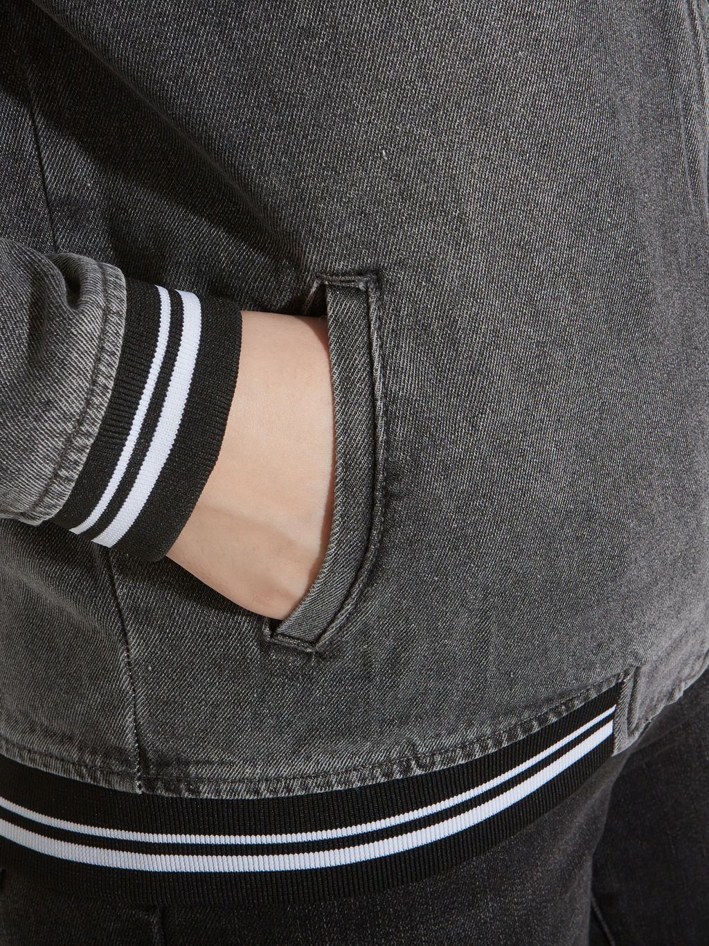 Женский Бомбер - Mossmore фото 36