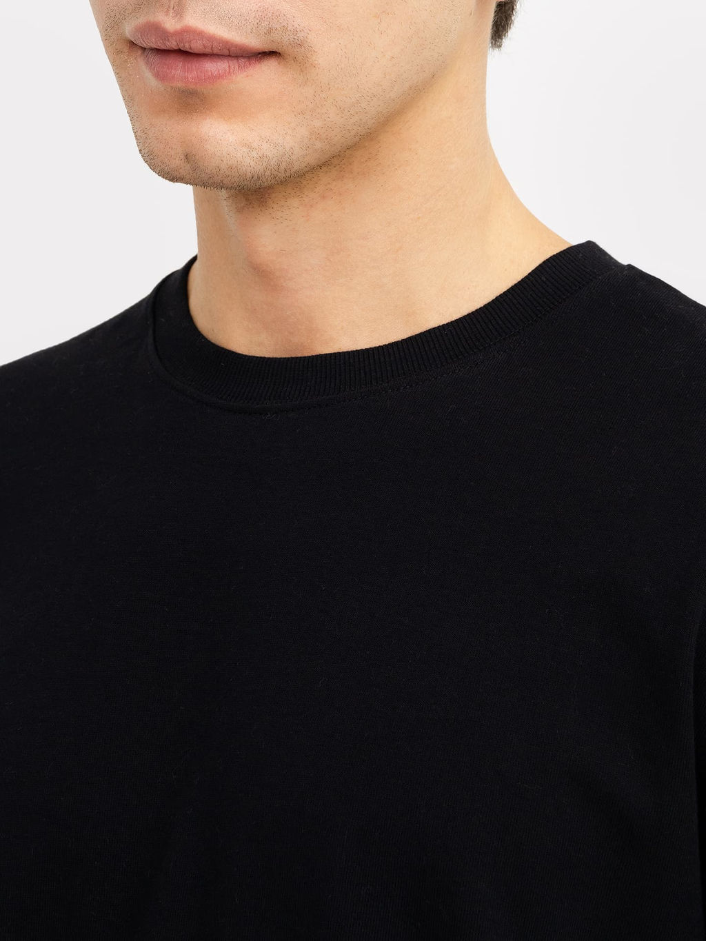 Лонгслив мужской в черном цвете с печатью черный +печать 121811/1 - Mark formelle фото 5