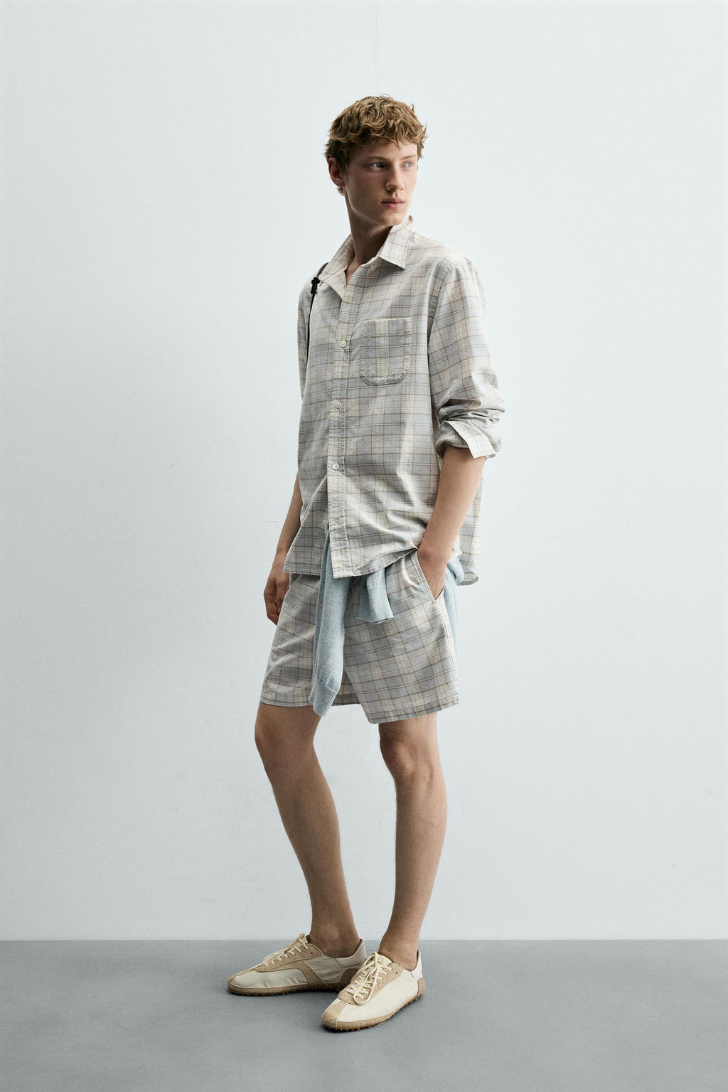 CAMISA REGULAR FIT CUADROS / Celeste - Zara фото 4