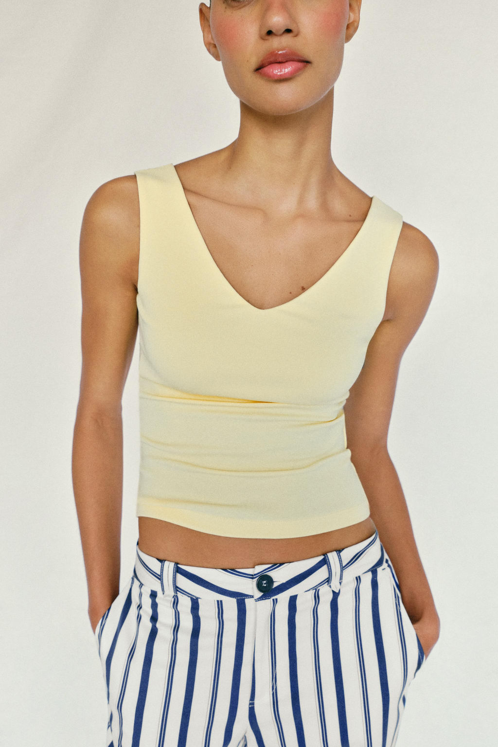 CAMISETA HOMBROS DESCUBIERTOS / Amarillo pastel - Zara фото 2