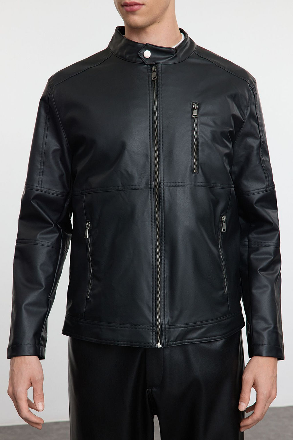 TRENDYOL MAN Siyah Regular Fit PU Suni Deri Biker Ceket Mont TMNAW25MO00003 - Trendyolmilla фото 4