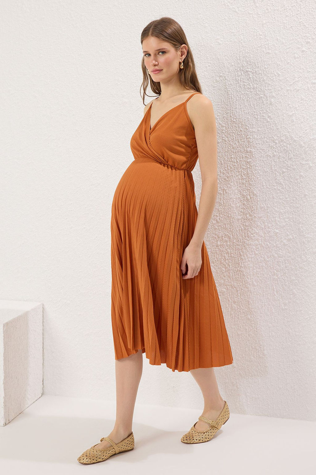 TRENDYOLMILLA Siyah Belden Ac?lanMidi Kruvaze Piliseli Ayarlanabilir Ask?l? Esnek Orme Elbise TWOSS20EL2729  фото 35