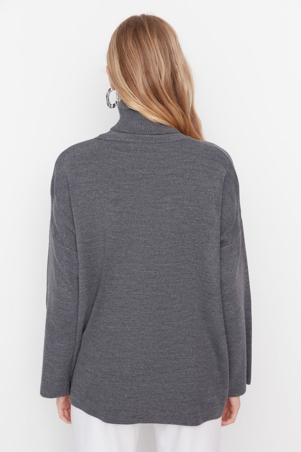 Gri Genis Kal?p Basic Triko Kazak TWOAW23KZ00206