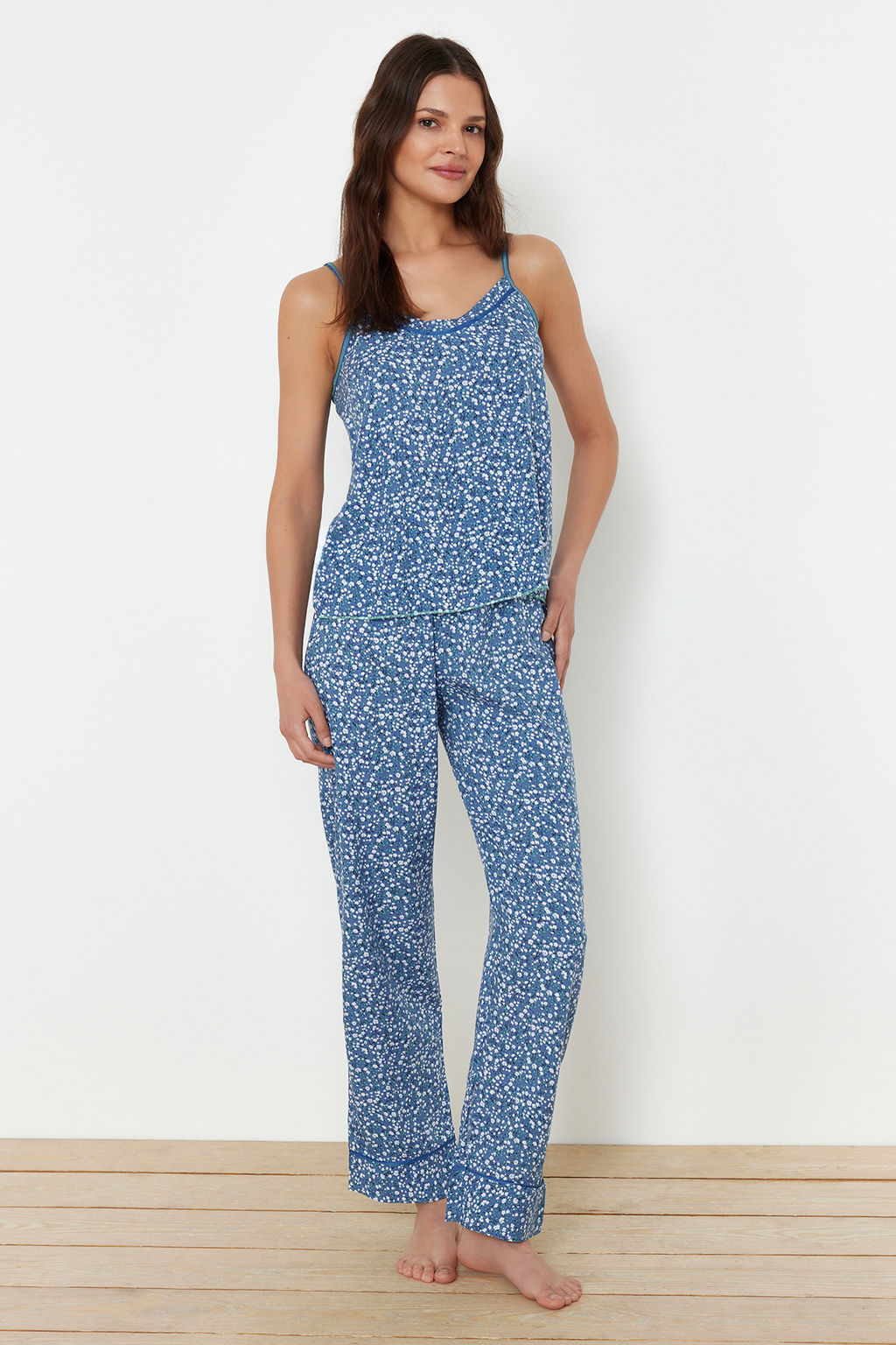 Trendyolmilla Mavi %100 Pamuklu Cicekli Ip Ask?l? Dokuma Pijama Tak?m? THMSS24PT00307  фото 2