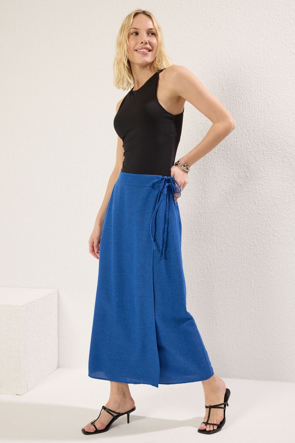 TRENDYOLMILLA Lacivert Baglama Detayl? Kruvaze Kapama Maxi Boy Dokuma Etek TWOSS25ET00126 фото 5