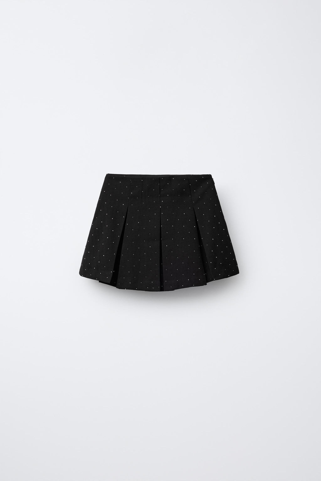 RHINESTONE BOX PLEAT BERMUDA SKORT